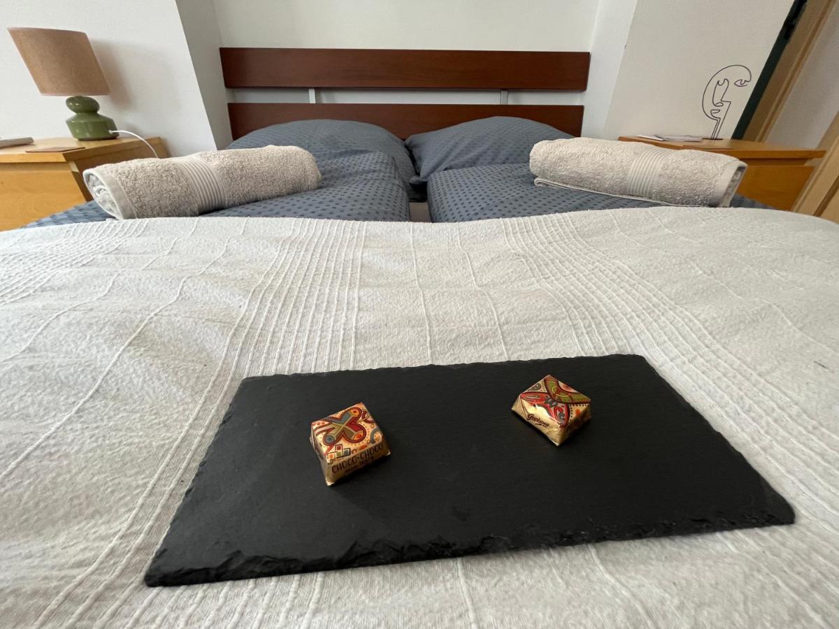 Wash House Apartman Gyor Bagian luar foto